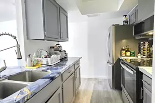 925 W Peoria Ave, Phoenix, AZ 85029 - Photo 13