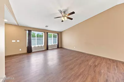 3817 S 185th Drive, Goodyear, AZ 85338 - Photo 7