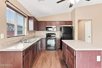3817 S 185th Drive, Goodyear, AZ 85338 - Photo 11