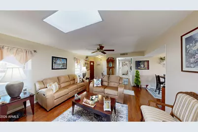9205 W Long Hills Drive, Sun City, AZ 85351 - Photo 7