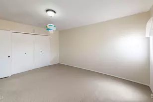 9205 W Long Hills Dr, Sun City, AZ 85351 - Photo 29