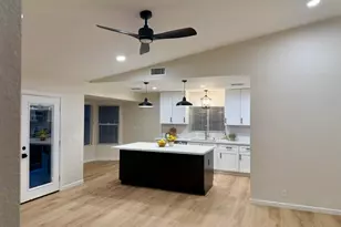 7331 W Windrose Dr, Peoria, AZ 85381 - Photo 9