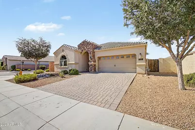 172 E Crescent Place, Chandler, AZ 85249 - Photo 5