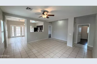 689 E Springfield Place, Chandler, AZ 85286 - Photo 3