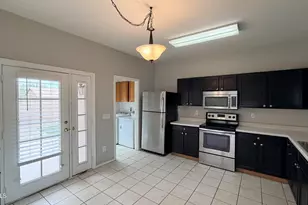 689 E Springfield Pl, Chandler, AZ 85286 - Photo 5