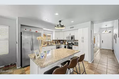 524 W Naranja Avenue, Mesa, AZ 85210 - Photo 9