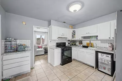2925 W Turney Avenue, Phoenix, AZ 85017 - Photo 13