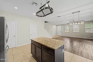 7829 W Pike Pl, Phoenix, AZ 85035 - Photo 11