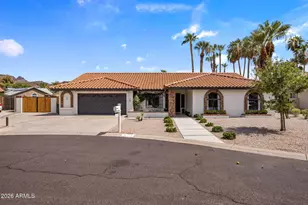 727 E Kings Ave, Phoenix, AZ 85022 - Photo 1
