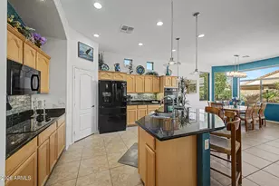 18251 W Stinson Dr, Surprise, AZ 85374 - Photo 17