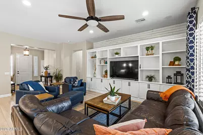 12945 N 175th Drive, Surprise, AZ 85388 - Photo 17