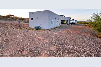 13811 W Harwell Road, Goodyear, AZ 85338 - Photo 17