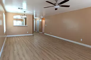 13216 W Mauna Loa Ln, Surprise, AZ 85379 - Photo 9