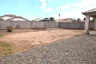 13216 W Mauna Loa Ln, Surprise, AZ 85379 - Photo 21