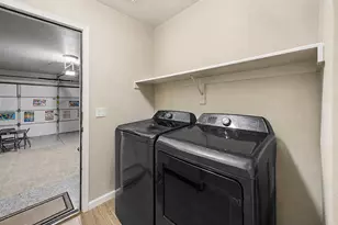 13330 W Caribbean Ln, Surprise, AZ 85379 - Photo 19