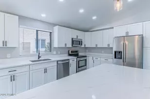 2881 E Morgan Dr, Gilbert, AZ 85295 - Photo 7