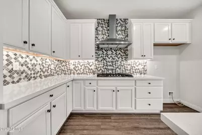 14338 W Redfield Road, Surprise, AZ 85379 - Photo 13