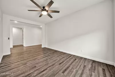 14338 W Redfield Road, Surprise, AZ 85379 - Photo 7