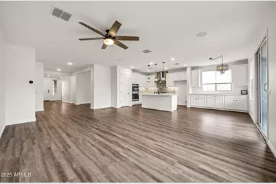 14338 W Redfield Road, Surprise, AZ 85379 - Photo 9