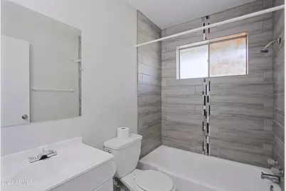 5241 N 17th Avenue #Unit B, Phoenix, AZ 85015 - Photo 9