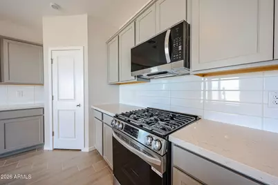 5899 E Sideoats Way, San Tan Valley, AZ 85143 - Photo 11