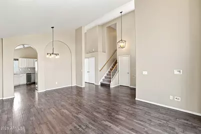 181 S Tiago Drive, Gilbert, AZ 85233 - Photo 3