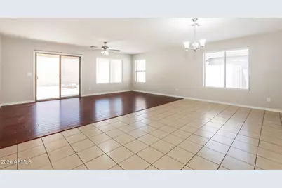 1069 W Desert Hills Drive, San Tan Valley, AZ 85143 - Photo 5