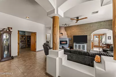 610 S Jackson Street S, Wickenburg, AZ 85390 - Photo 3