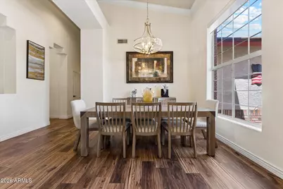 4637 W Misty Willow Lane, Glendale, AZ 85310 - Photo 11