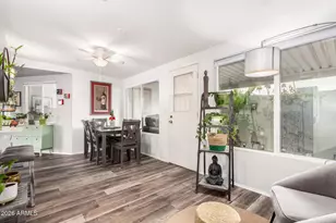 10864 W Santa Fe Dr, Sun City, AZ 85351 - Photo 13