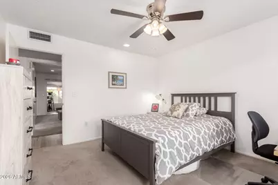 10864 W Santa Fe Drive, Sun City, AZ 85351 - Photo 21