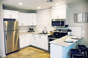 3011 N 38th St, Phoenix, AZ 85018 - Photo 3