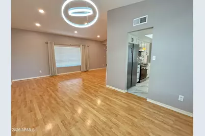 811 E Chilton Drive, Tempe, AZ 85283 - Photo 9