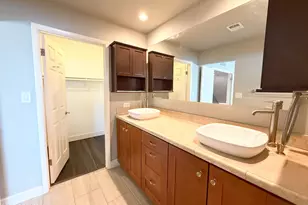 811 E Chilton Dr, Tempe, AZ 85283 - Photo 25