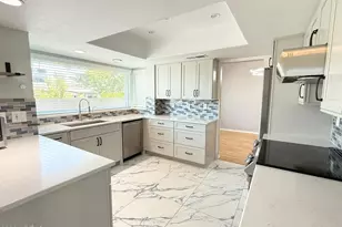 811 E Chilton Dr, Tempe, AZ 85283 - Photo 13