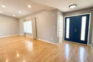 811 E Chilton Dr, Tempe, AZ 85283 - Photo 3