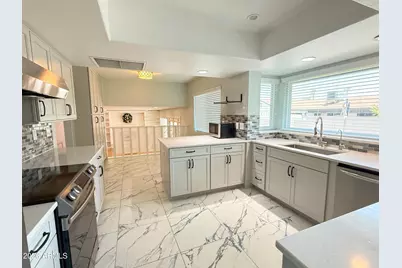 811 E Chilton Drive, Tempe, AZ 85283 - Photo 11