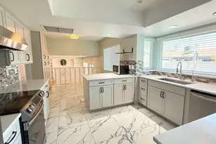 811 E Chilton Dr, Tempe, AZ 85283 - Photo 11