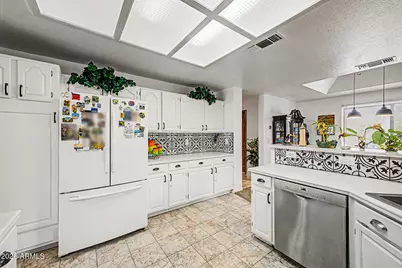5442 W Fallen Leaf Lane, Glendale, AZ 85310 - Photo 19