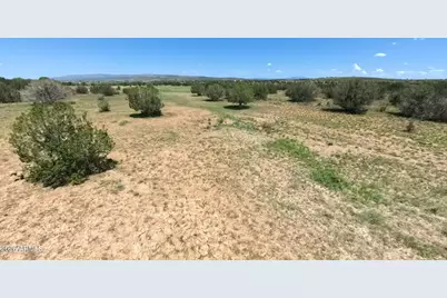 094F N Headwaters Road #8, Paulden, AZ 86334 - Photo 11