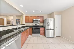 15548 W Acapulco Ln, Surprise, AZ 85379 - Photo 7