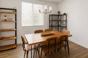 2334 E Levi Dr, Phoenix, AZ 85040 - Photo 7