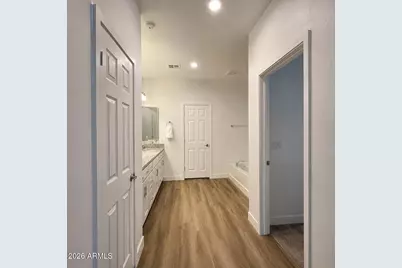 2334 E Levi Drive, Phoenix, AZ 85040 - Photo 17