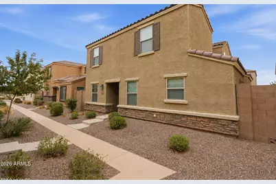 3921 S 82nd Drive, Phoenix, AZ 85043 - Photo 1