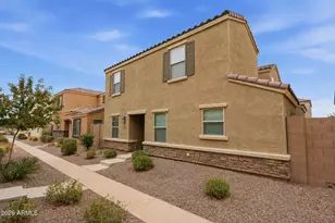 3921 S 82nd Dr, Phoenix, AZ 85043 - Photo 1