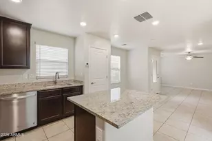 3921 S 82nd Dr, Phoenix, AZ 85043 - Photo 11