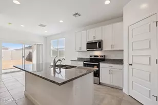 5537 E Darwin Dr, San Tan Valley, AZ 85140 - Photo 5