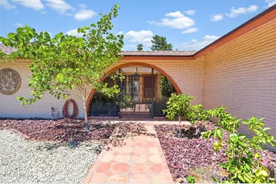 9810 W Lindgren Avenue, Sun City, AZ 85373 - Photo 7