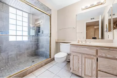 9810 W Lindgren Avenue, Sun City, AZ 85373 - Photo 29