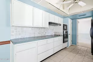 9810 W Lindgren Ave, Sun City, AZ 85373 - Photo 15